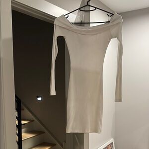 White Fox Boutique Cream Off-Shoulder Bodycon Dress